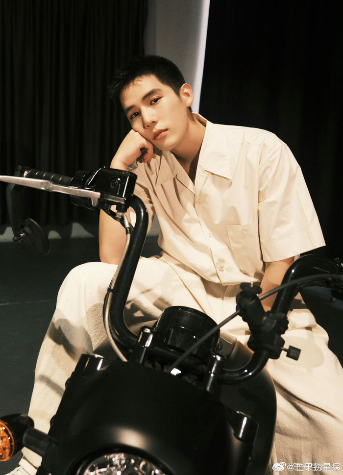 段振宇|小巷人家|关晓彤_新浪新闻