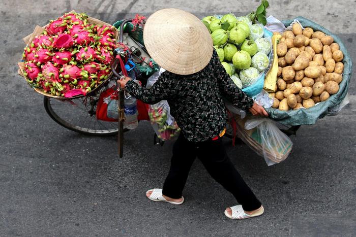 小贩叫卖图片