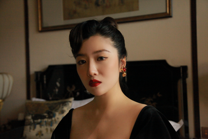 "山西一枝花"李珈西黑裙造型惊艳亮相平遥国际电影展|李珈西|电影展