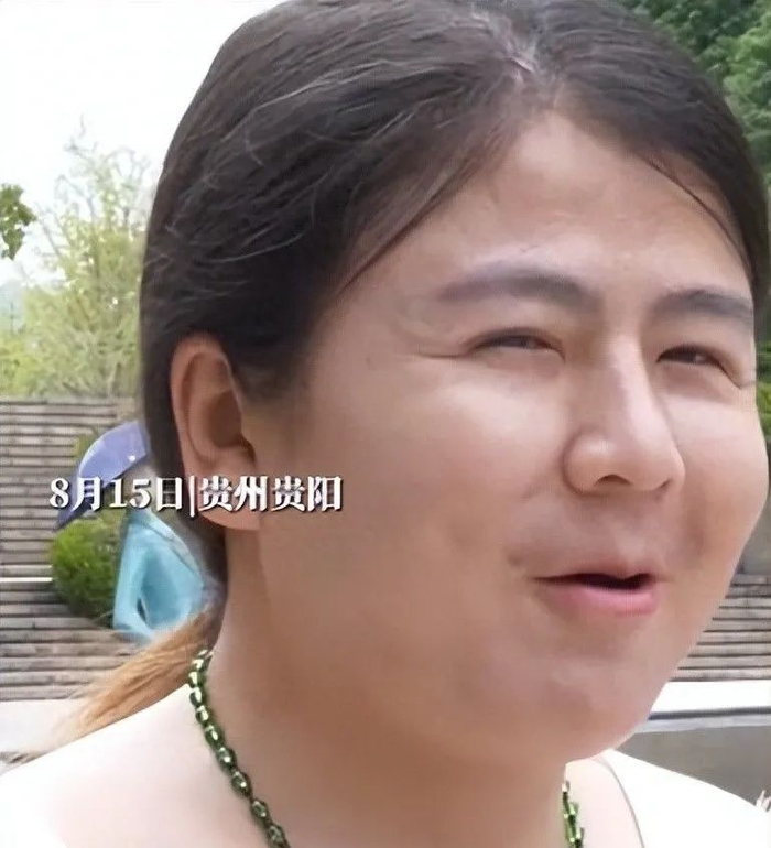 34岁女子 "雌雄同体",被父母嫌弃10年没回家:他们