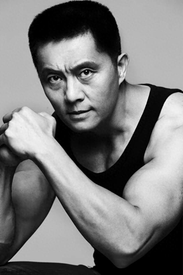 春晖41年演员今昔对比田成仁去世吴丹夏菁息影常戎已成老戏骨