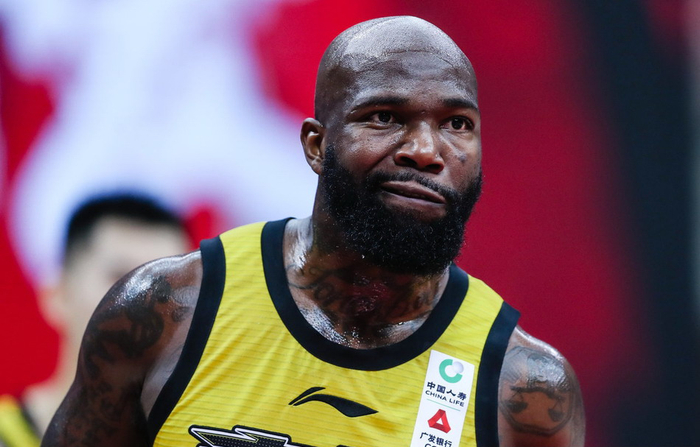 reginald perry 雷吉纳德-佩里 美国 pf/c 2malik newman 马里克-纽曼