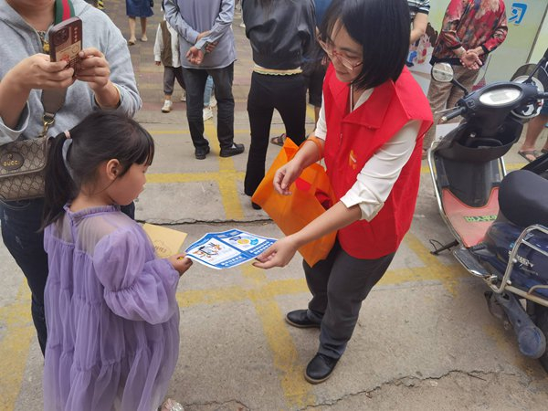 平安产险泉州中心支公司传播金融正能量筑牢安全防护墙