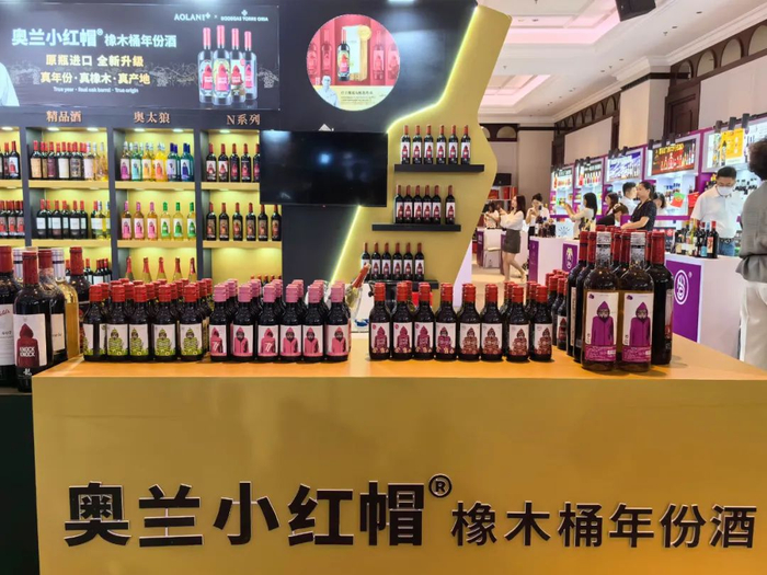 奥兰中国"wolf藏龙" 爆红深圳秋糖|藏龙|中国|经销商_新浪新闻