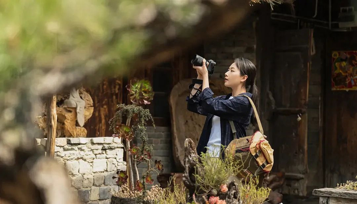 年轻人们积极拥抱附近的回归。（图/《去有风的地方》）