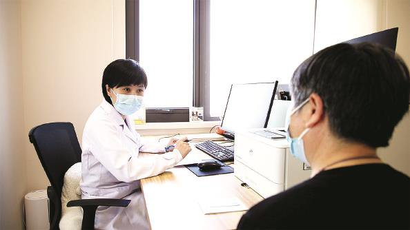             淋巴瘤治愈率有望提高  本报记者  刘慧琴  摄          