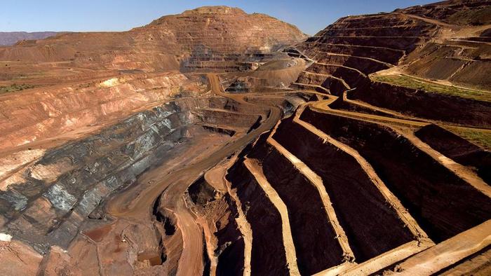 铁矿巨头力拓皮尔巴拉铁矿产量同比微降，强调未来所需材料产品组合