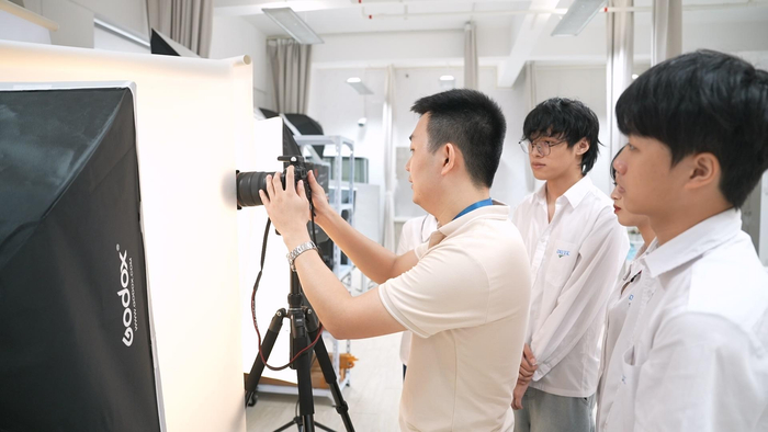 东莞市技师学院专业风采③电子商务各类实训室一应俱全学生