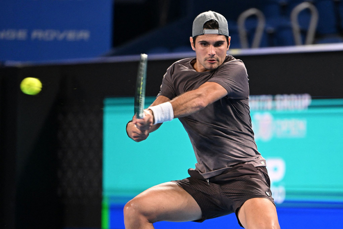 网球——日本公开赛:吉隆晋级第三轮|吉隆|鲁德|比赛_新浪新闻