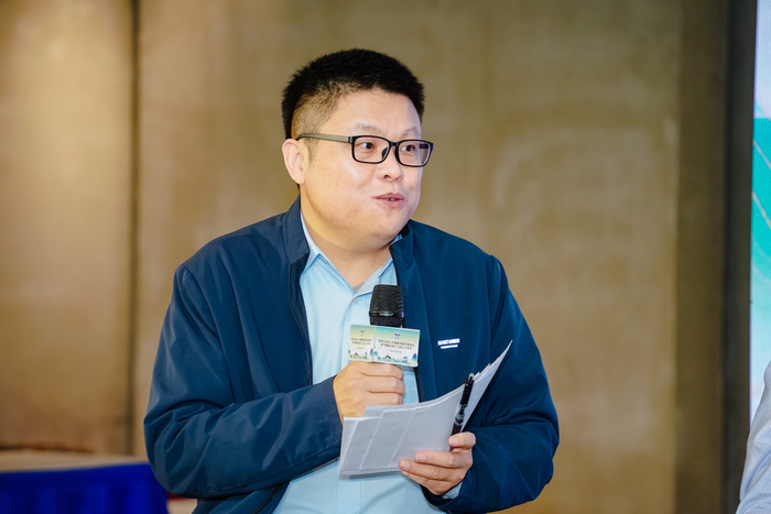 "鸿儒会客厅"文化人才圆桌沙龙举行|大数据|文化产业|文化_新浪新闻