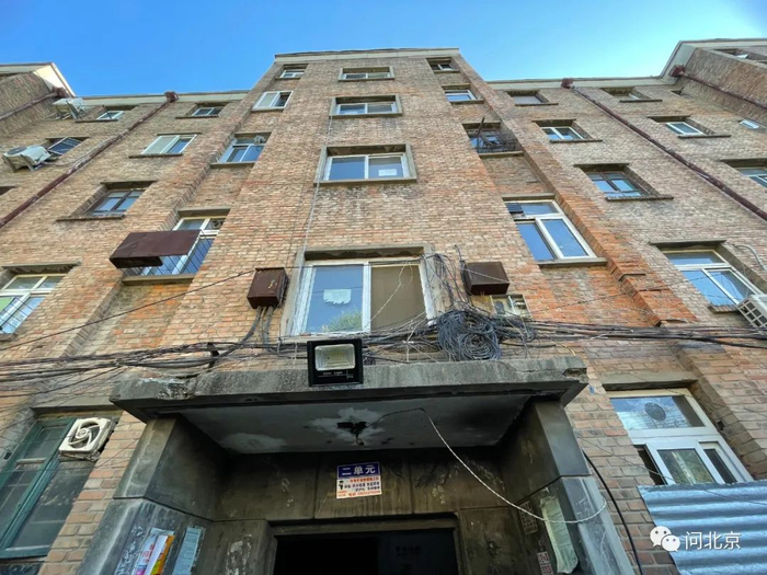 与"废墟"相伴,一住又是十多年……|拆迁|巩华城|居民_新浪新闻