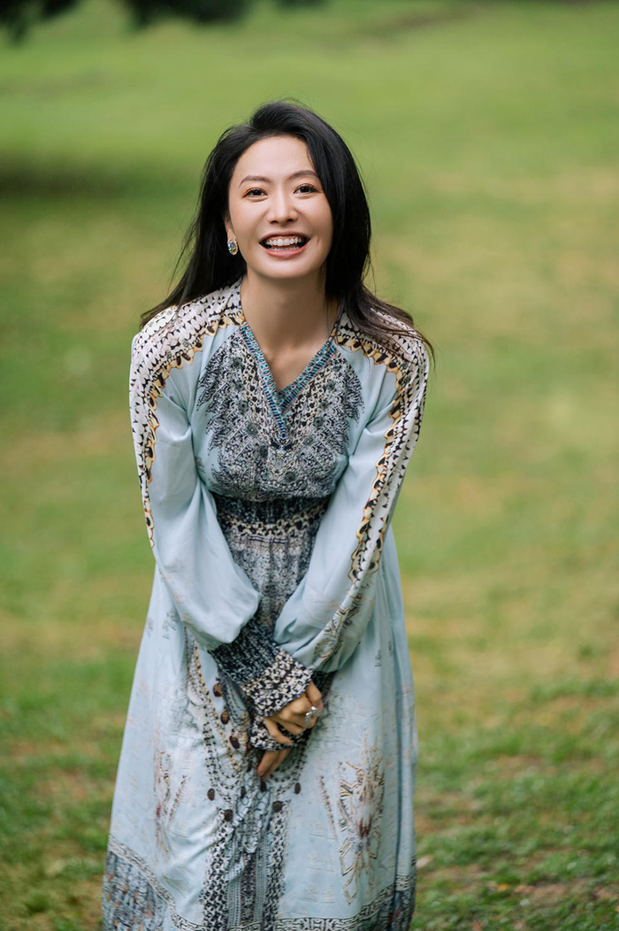 女演员杨斯写真秋意浓 波西米亚长裙优雅浪漫|杨斯|秋意浓|写真曝光