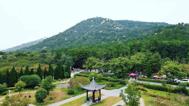 济宁 金秋时节,邹城香城镇五宝庵山景区秋意浓