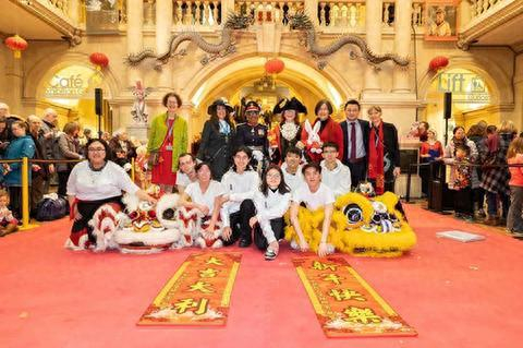 凯特・纽纳姆主持2023年中国新年庆祝活动。资料图片