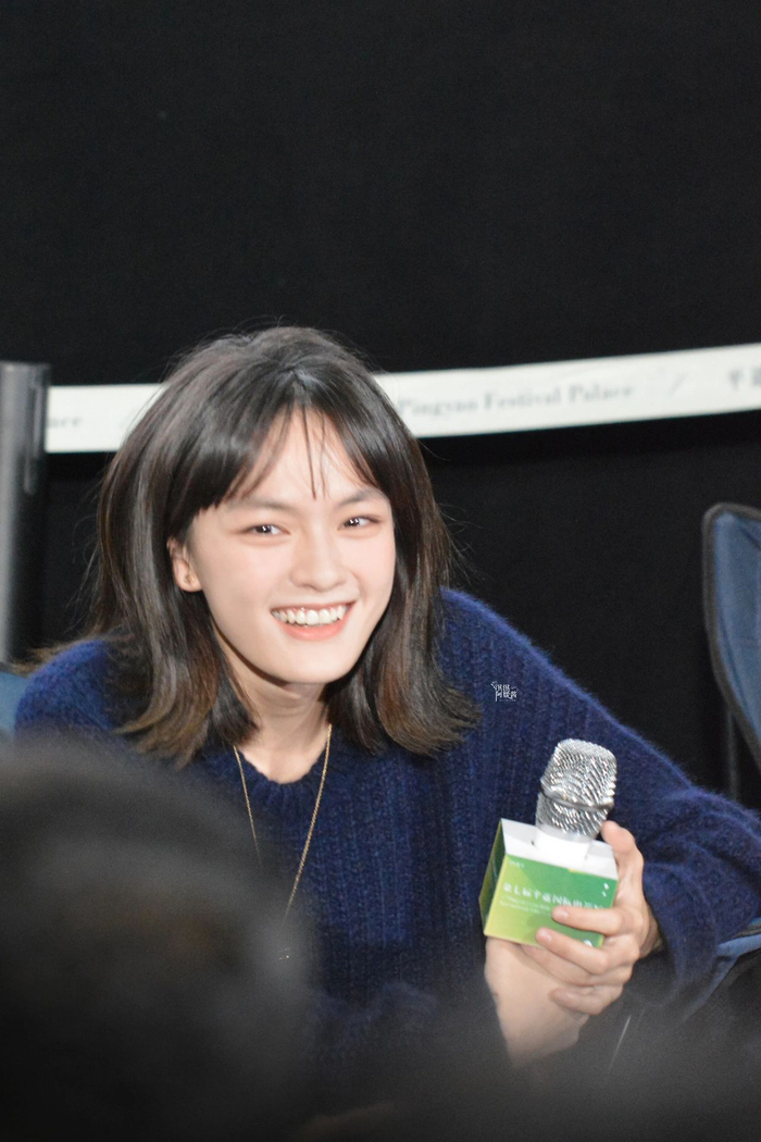 陈文淇女士精选头像 鬼马少女,像一只翩翩飞舞的蝴蝶
