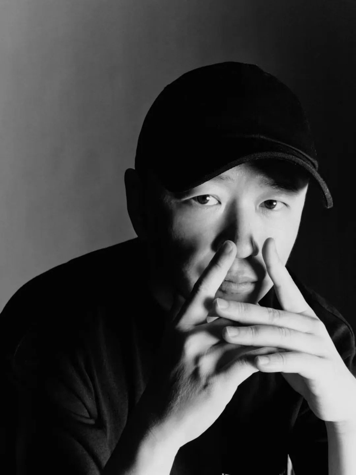 上海时装周seeyouagain时装设计师王海震是回归也是启新