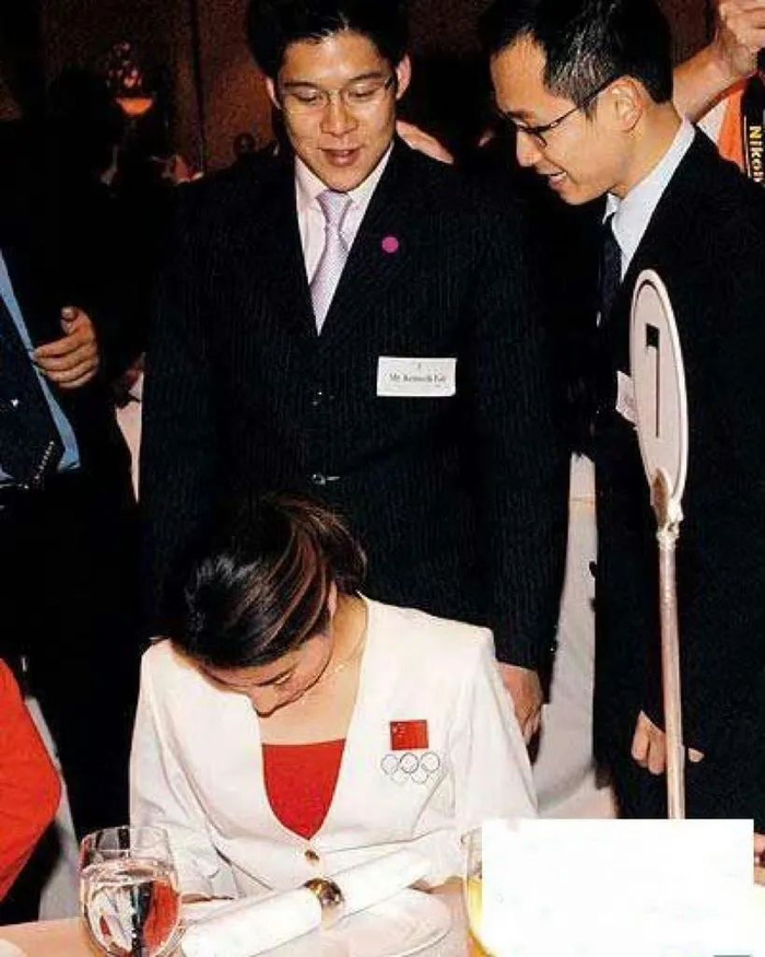 ▲郭晶晶与霍启刚第一次见面