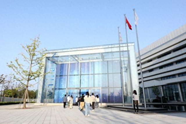 乌镇之光"超算中心于2020年世界互联网大会期间开工,2021年世界互联网