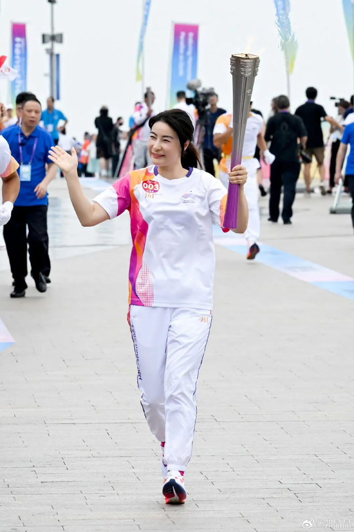 ▲郭晶晶担任杭州亚运会火炬手