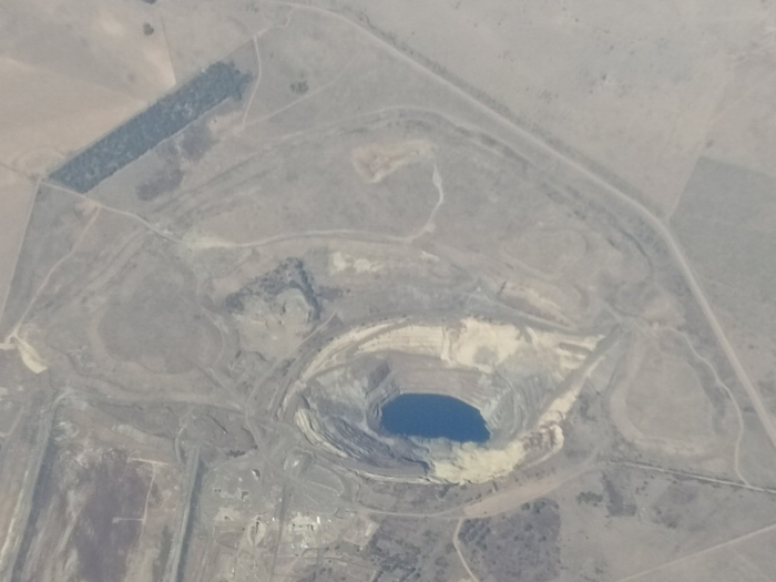 飞机上看到的金伯利大坑