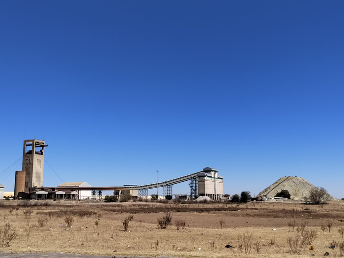 威尔考姆金矿开放矿区