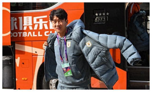 申花泰山球迷众筹赵明剑声援戴琳助其偿还风波后债款