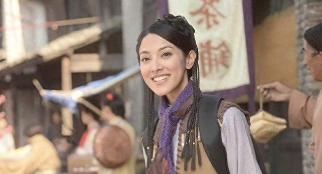 TVB知名女星准备复出拍剧，演技遭外界质疑，结婚五年成功抱仨-tvb出名女艺人