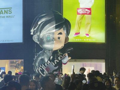 本报记者郭阳琛张家振上海报道以演唱会为代表的演出经济正在上海市