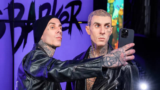 blink182乐队鼓手travisbarker