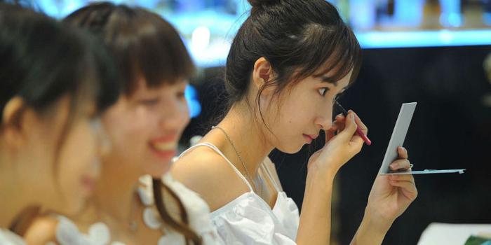 遮瑕膏的排行榜_房企市值排行榜全球前十大房企中国占七席