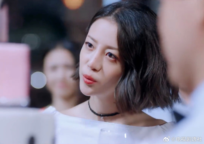 李溪芮新剧妆造,短发好漂亮,在人群中一眼就能看到……|李溪芮_新浪