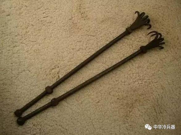 李存孝用的"毕燕挝"到底是个什么鬼?竟打的班翻浪脑浆迸出!