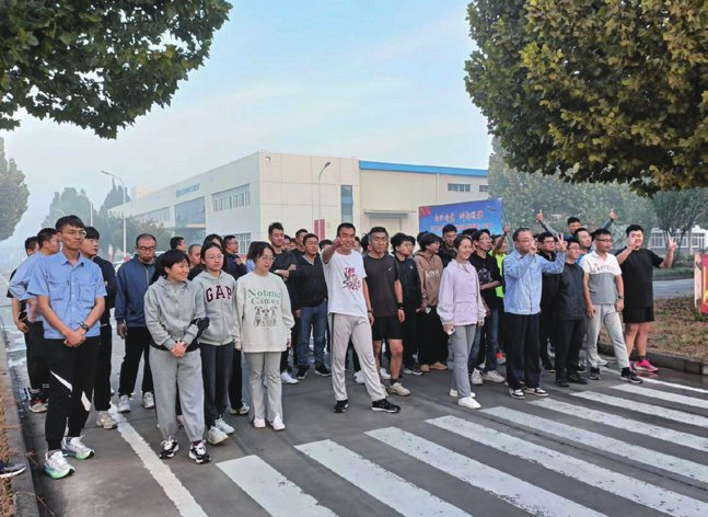 航空工业向阳举办跑步活动