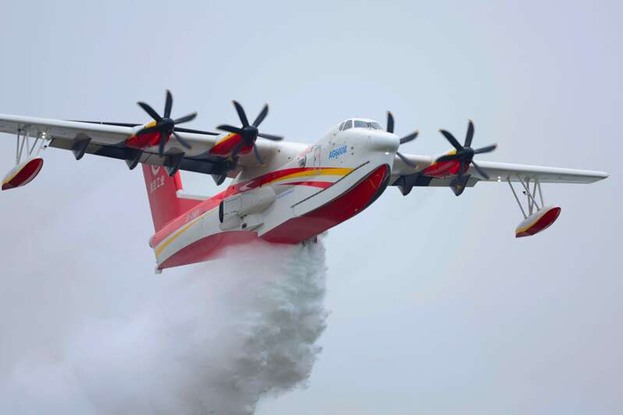 ag600机长航空紧急救援飞行的成就感使命感无可比拟航