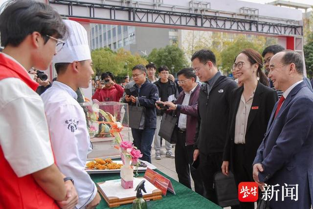 在全国高校中率先开展烹饪营养本科专业教育扬州大学旅游烹饪学院进入