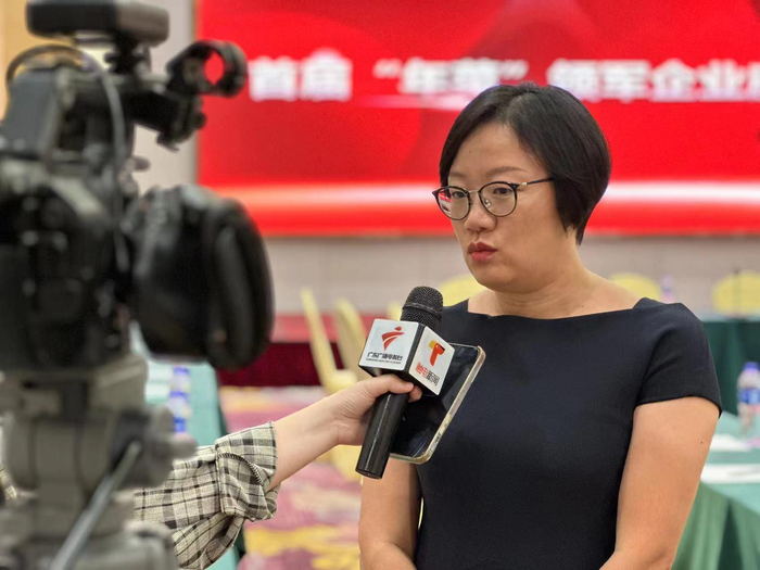 德国采购商王丽洁凌晨4点打"飞的"而来王丽洁说,德国和欧洲多个国家对