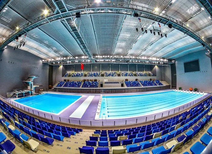 西安奥体中心跳水游泳馆内景。