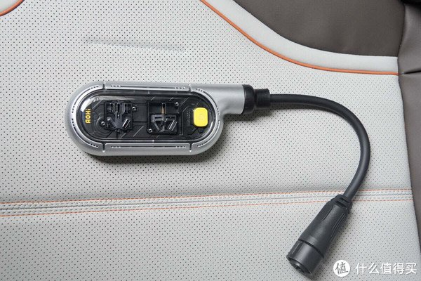 居家出行两不误用电无忧奥海充放电一体枪评测