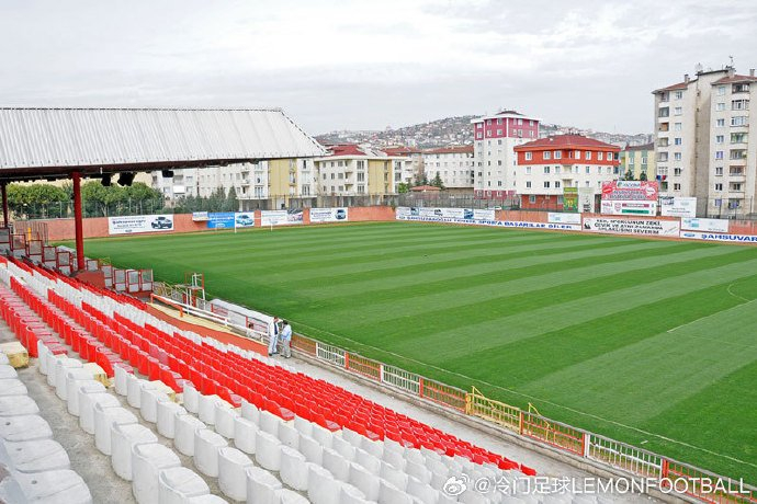 球场丨休想赚到我的门票钱|伊斯坦布尔|体育场|上海申花_新浪新闻