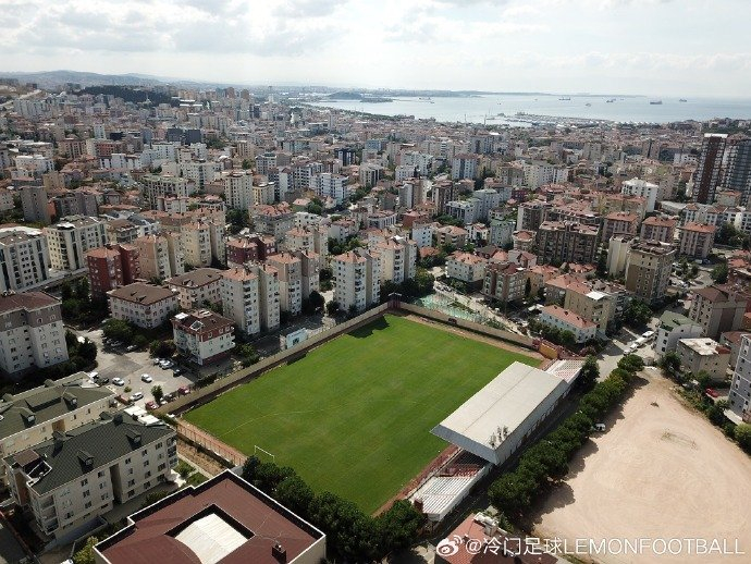 球场丨休想赚到我的门票钱|伊斯坦布尔|体育场|上海申花_新浪新闻