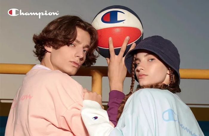 独揽champion经销权后的百丽该何去何从?|永嘉集团|百丽_新浪新闻