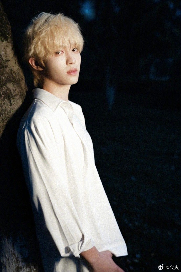 种地吧少年李昊最新发博……|李昊|少年|金发_新浪新闻