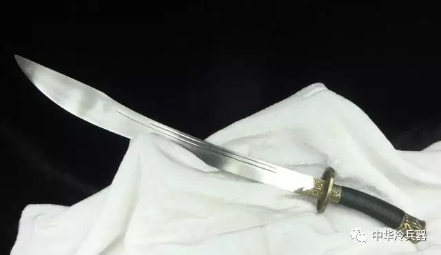 几款容易混淆的中国传统腰刀类型,你分的清楚吗?|柳叶刀|中国_新浪新闻