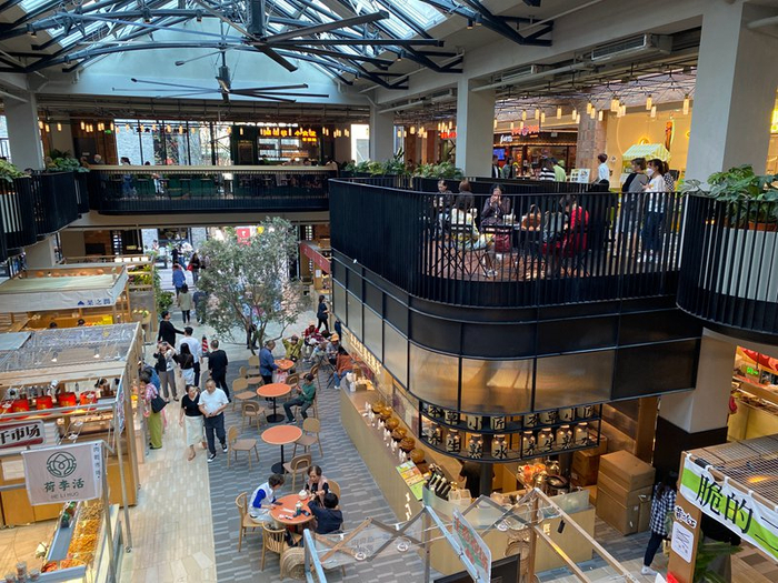 行走城事 | 上海又添网红商业体,它是社区版新天地吗|社区|上海市