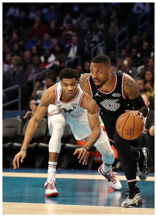 利拉德斩获二当家投篮大王震撼雄鹿应立即整改