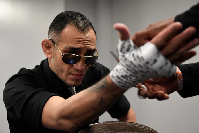 正视困境,弗格森组建新团队为背水一战|弗格森|ufc_新浪新闻