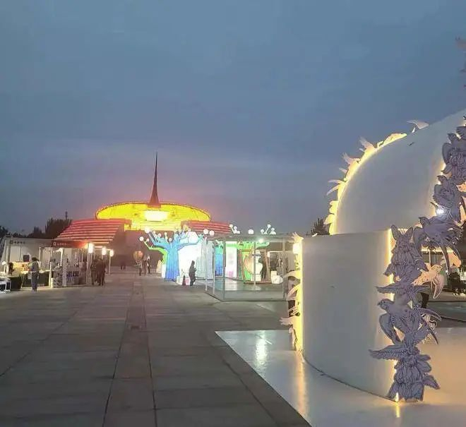 图/冷清的线下市集