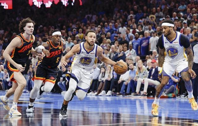 多项数据强于全票蝉联mvp时期|斯蒂芬·库里|投篮|mvp_新浪新闻