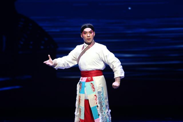 彭庆华获"新时代中国戏剧(生行)领军人才"称号|粤剧|戏剧_新浪新闻