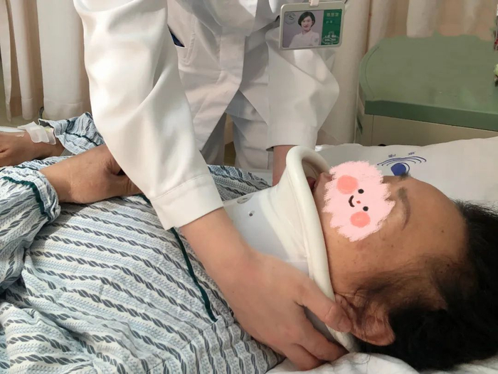 骨科支具使用指导之颈托|颈椎病|骨科|颈椎_新浪新闻
